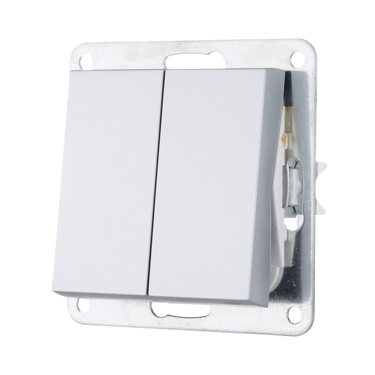 фото переключатель lk studio 2-кл., с двух мест (схема 6+6) 16 a, 250 b (серебристый металлик) lk80 841303-1 | 220svet.ru